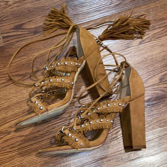 Faux Suede Fringed Chunky Heels - Picture 5 of 5